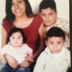 Meet your Posher, Isabel